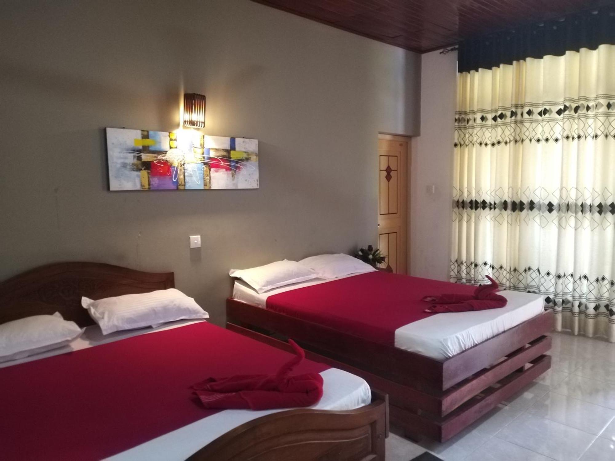 Blue Bell Hotel Негомбо Екстериор снимка